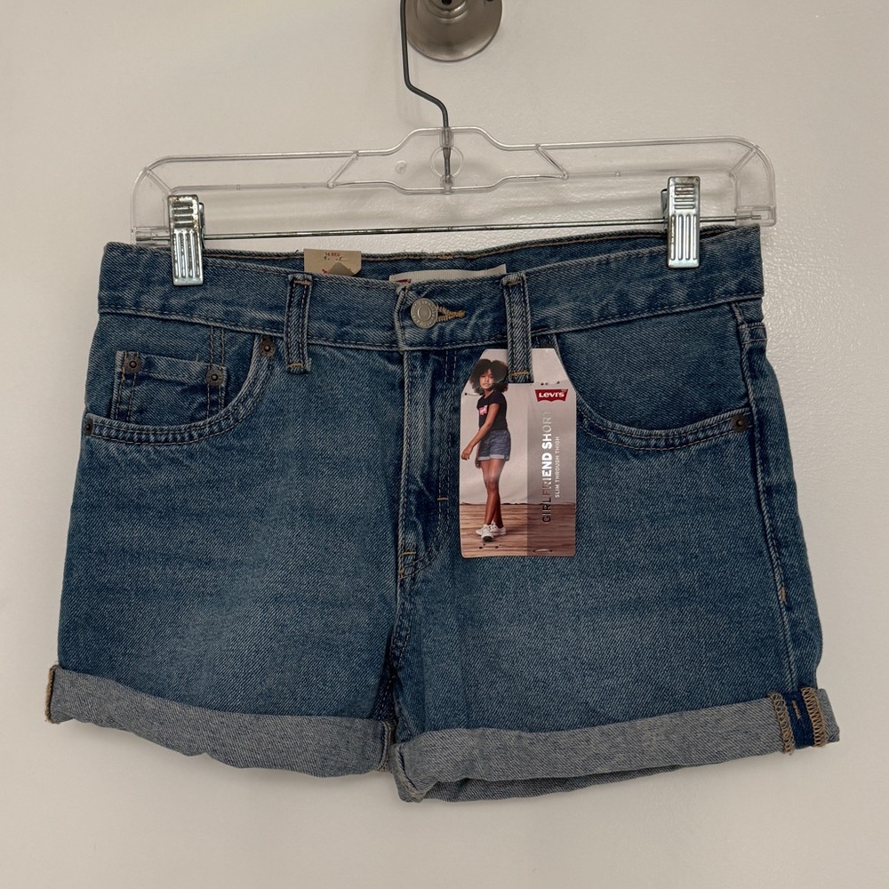 Levi's Girlfriend Shorts, New with tags!